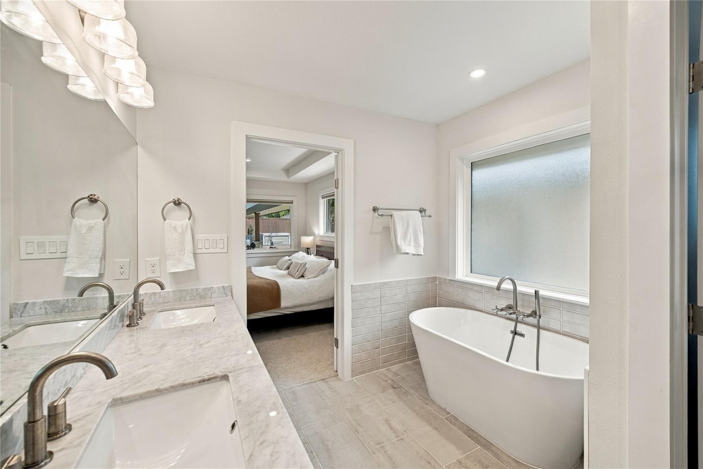 10823 Chimney Rock Road - Photo 31