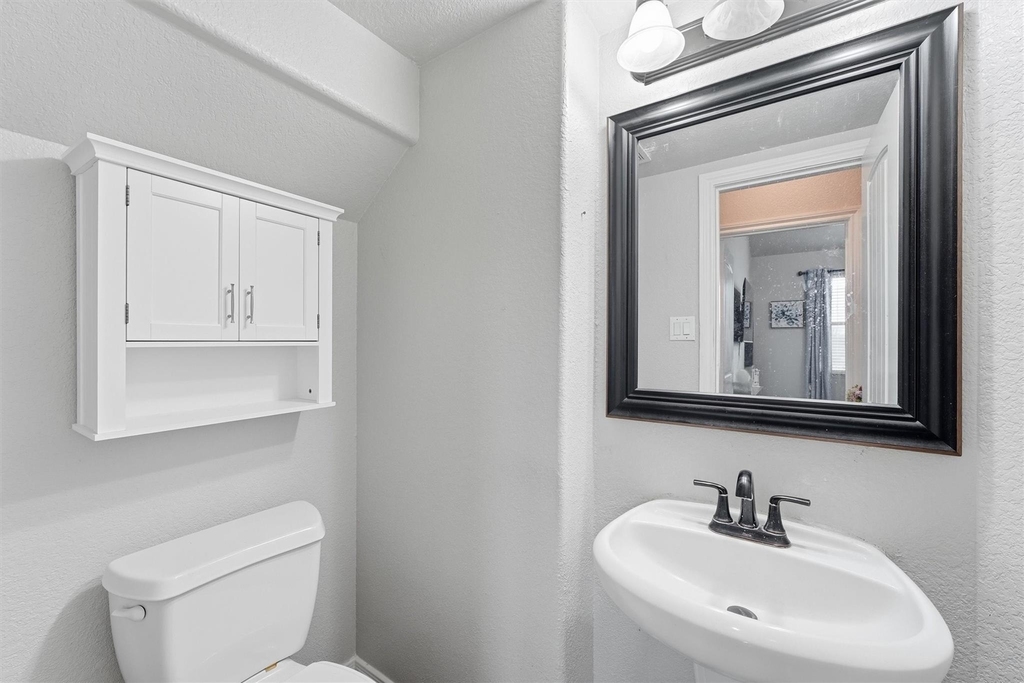 9906 Jewel Lane - Photo 19