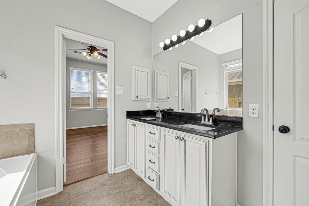 6102 Nicholas Ln - Photo 16