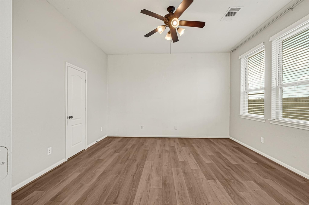 6102 Nicholas Ln - Photo 13