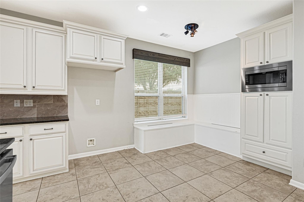 6102 Nicholas Ln - Photo 11