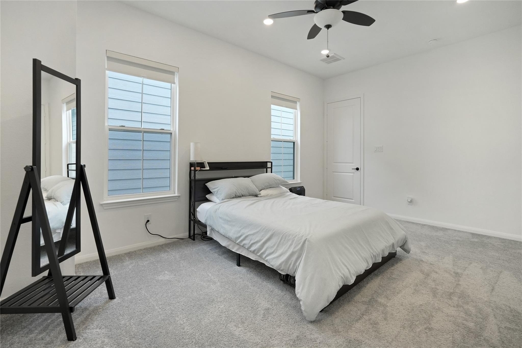 9902 Clark Road - Photo 8
