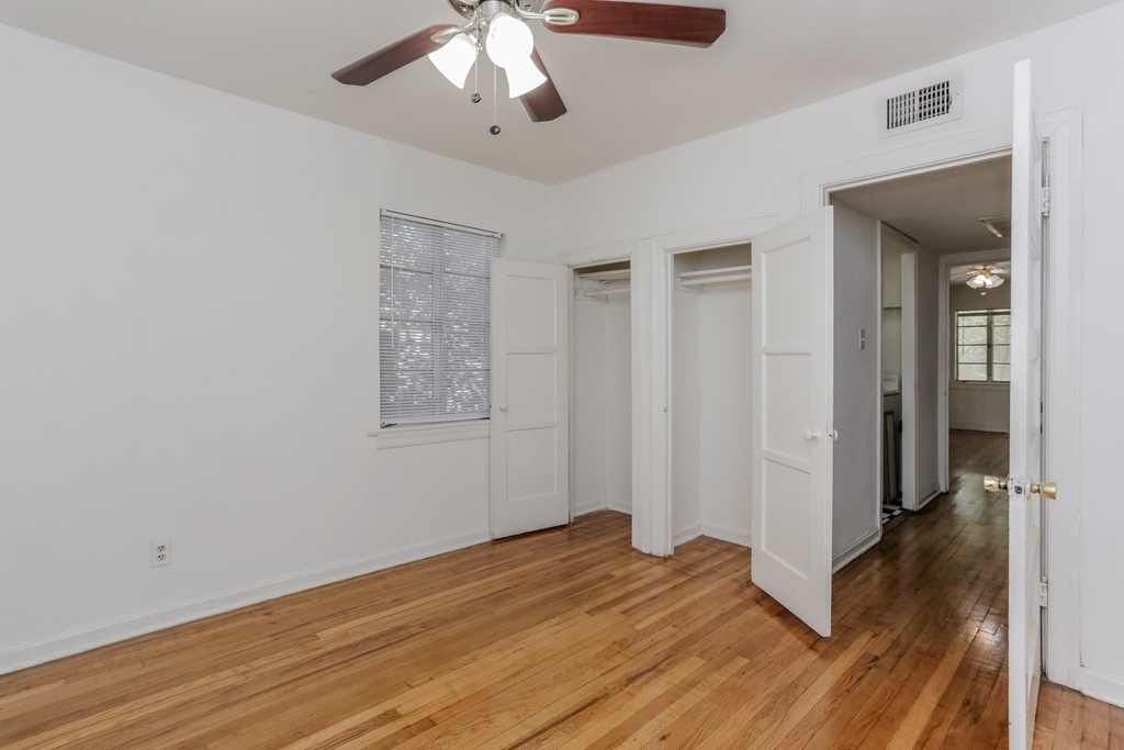 1828 W Main Street - Photo 12