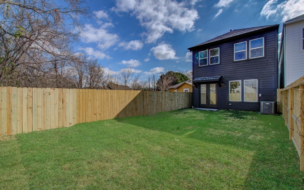 4425 Providence Street - Photo 29