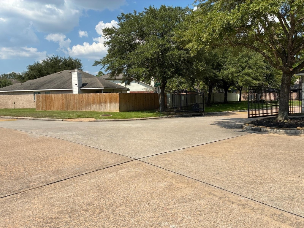 3310 Manor Tree Lane - Photo 37