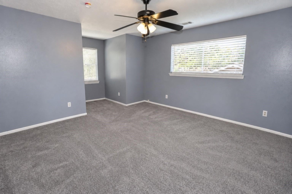 12034 Meadowdale Drive - Photo 18