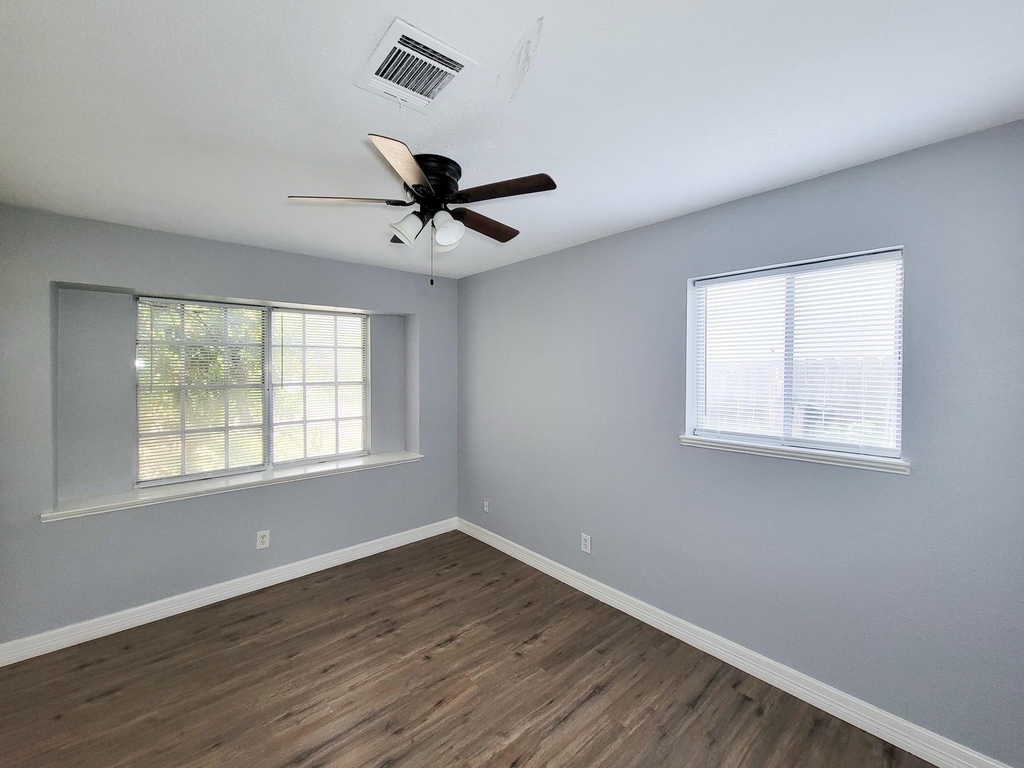 6109 Arthington Street - Photo 24