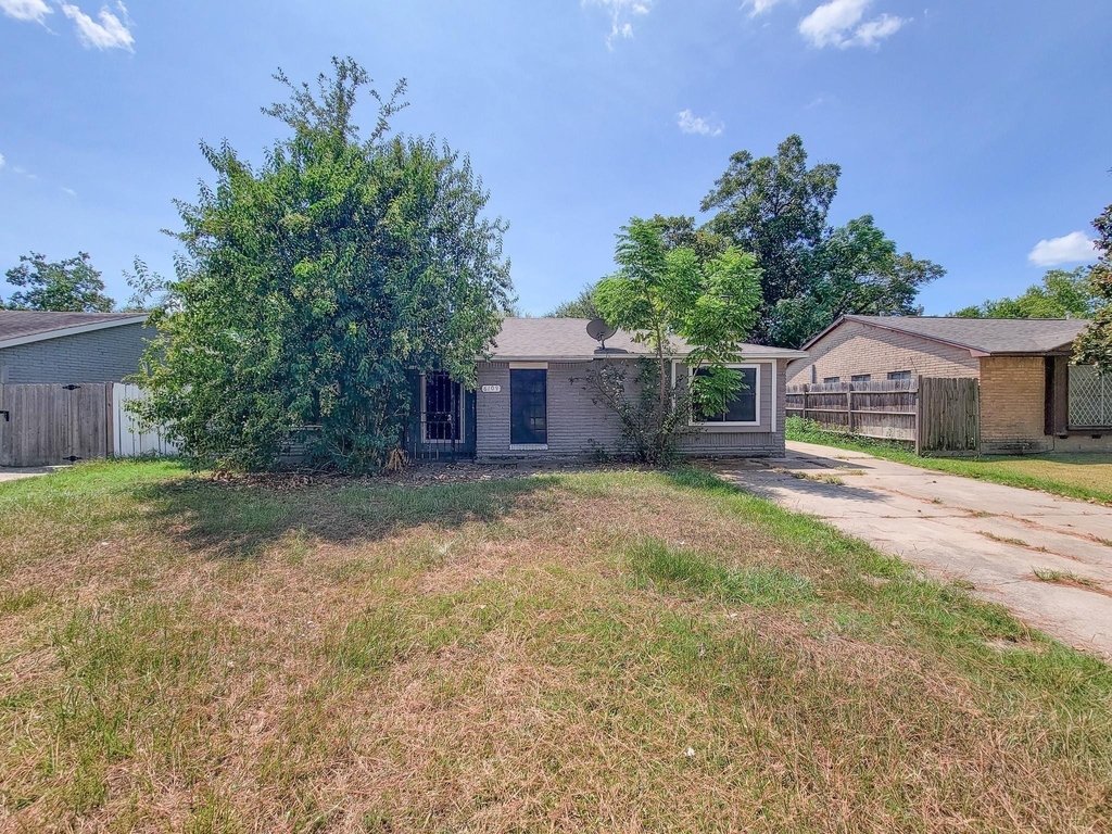 6109 Arthington Street - Photo 1