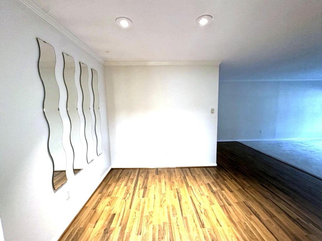 2600 Bellefontaine Street - Photo 8