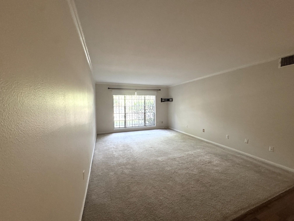 2600 Bellefontaine Street - Photo 11