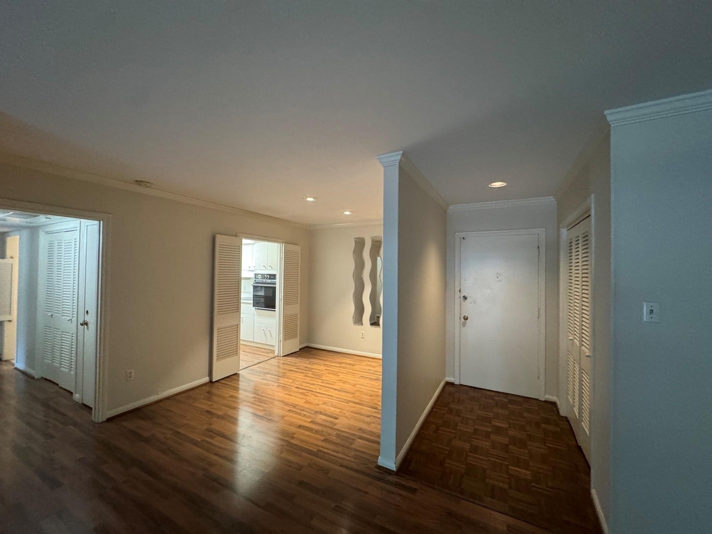 2600 Bellefontaine Street - Photo 13