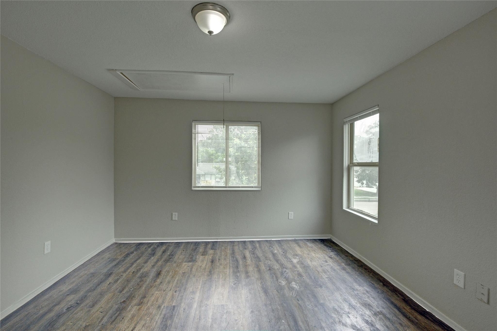 5406 Bataan Road - Photo 26