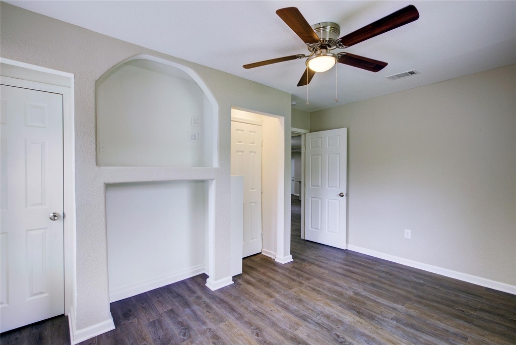 5406 Bataan Road - Photo 21