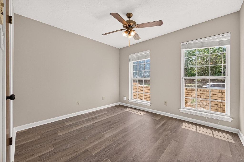11710 N Petersham Drive - Photo 39