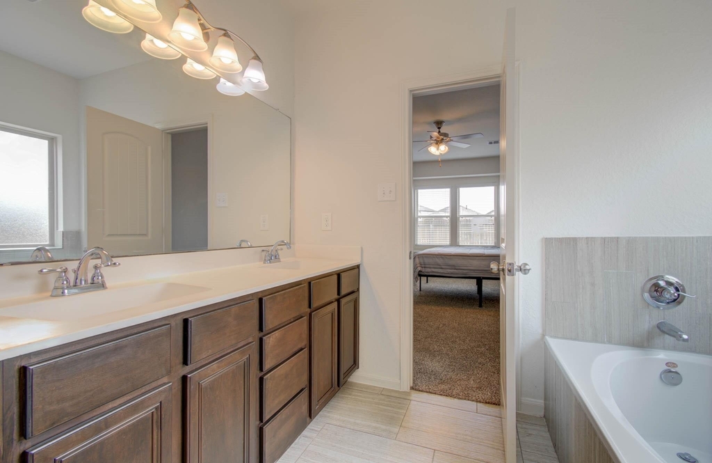 5515 Bayleys Court - Photo 24