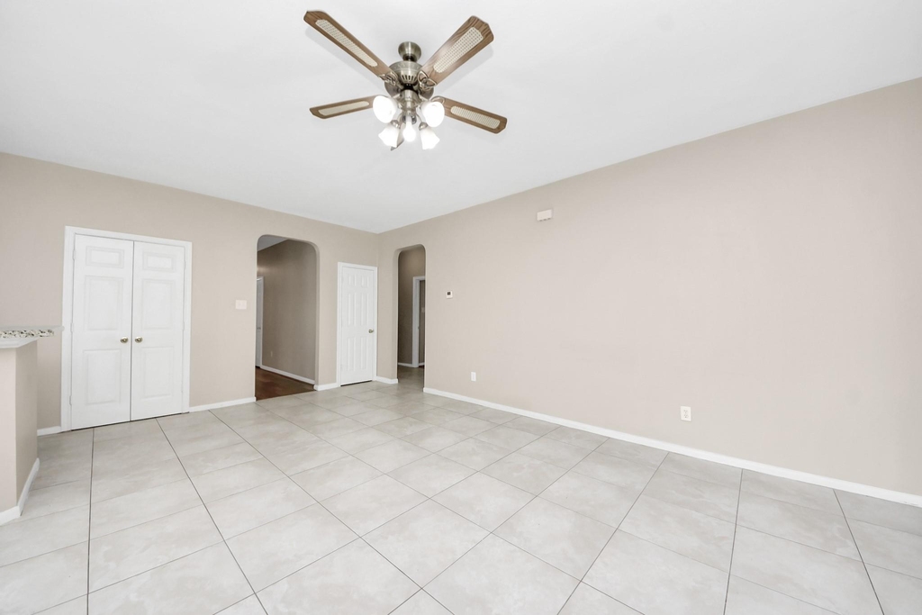4615 Jaymar Drive - Photo 11
