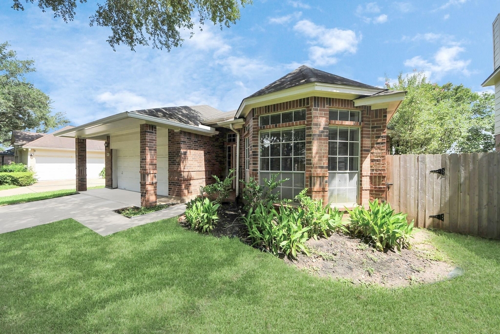 4615 Jaymar Drive - Photo 1