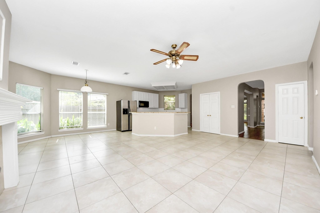 4615 Jaymar Drive - Photo 10