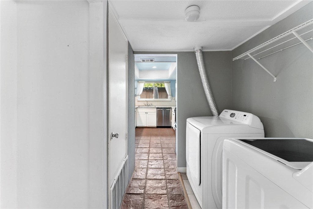 2334 Triway Lane - Photo 17