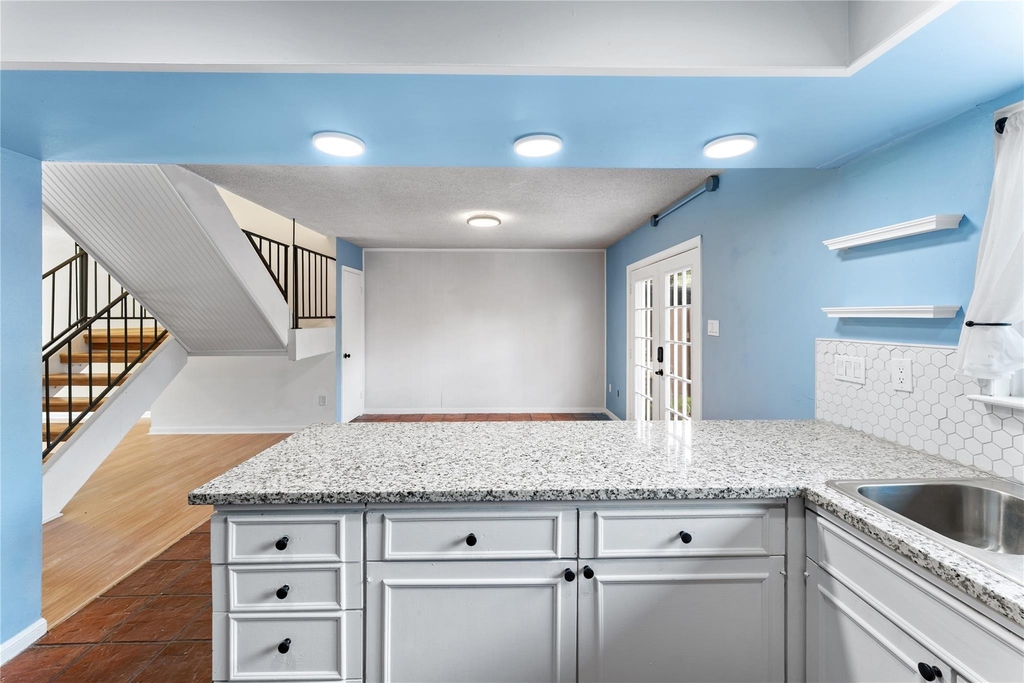 2334 Triway Lane - Photo 14
