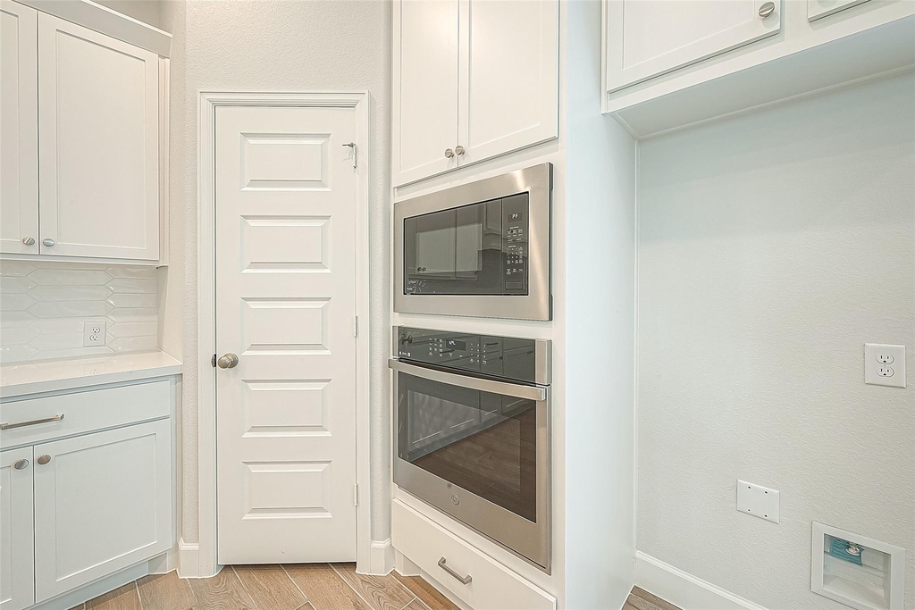 213 Mccrea Court - Photo 17