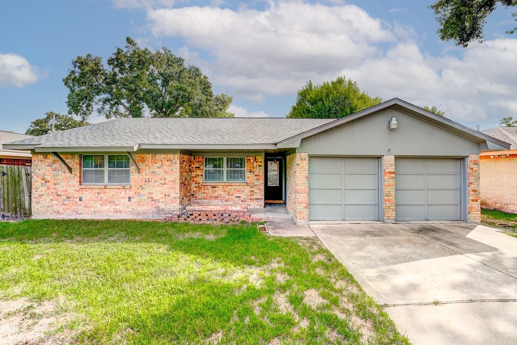 4812 Ivy Street - Photo 0