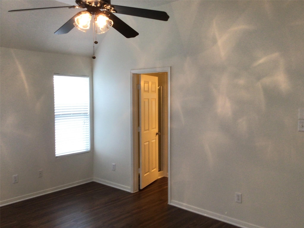 24319 Ayscough Lane - Photo 12