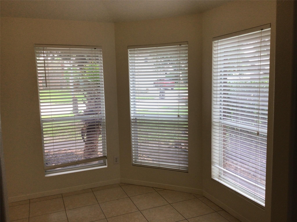 24319 Ayscough Lane - Photo 3