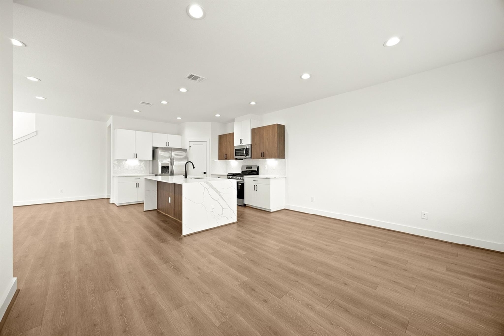 2708 Sunrise Breeze Drive - Photo 12