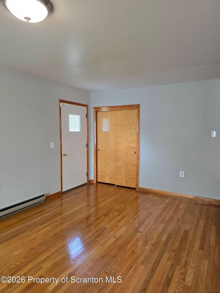 935 N Irving Avenue - Photo 6