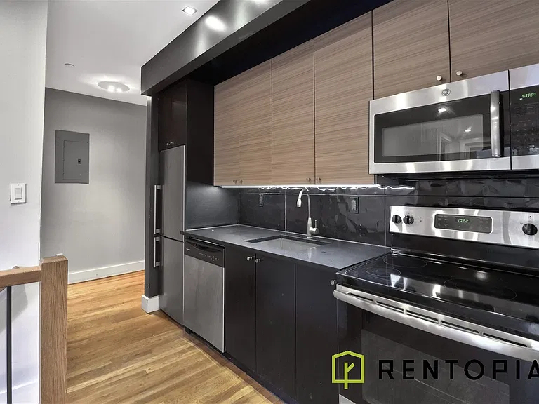 70 Bushwick Avenue - Photo 3