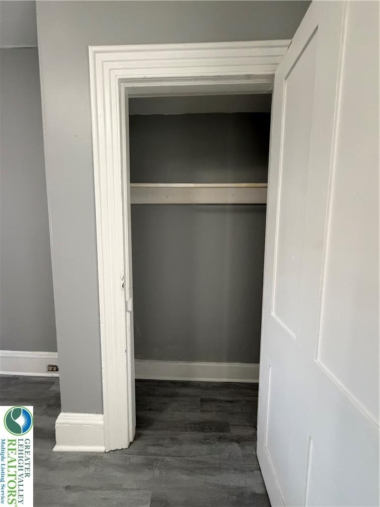 697 Ferry Street - Photo 9