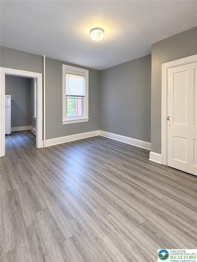 697 Ferry Street - Photo 4