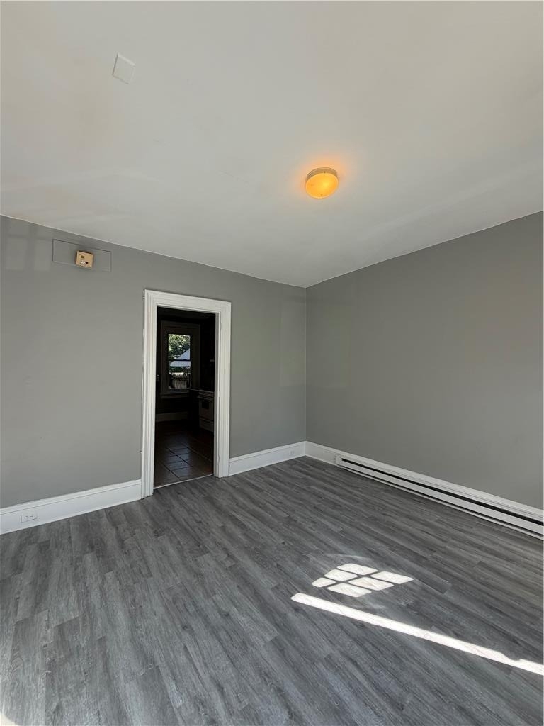 697 Ferry Street - Photo 3