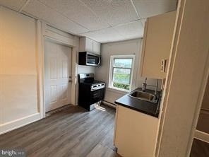 409 W Broad Street - Photo 2