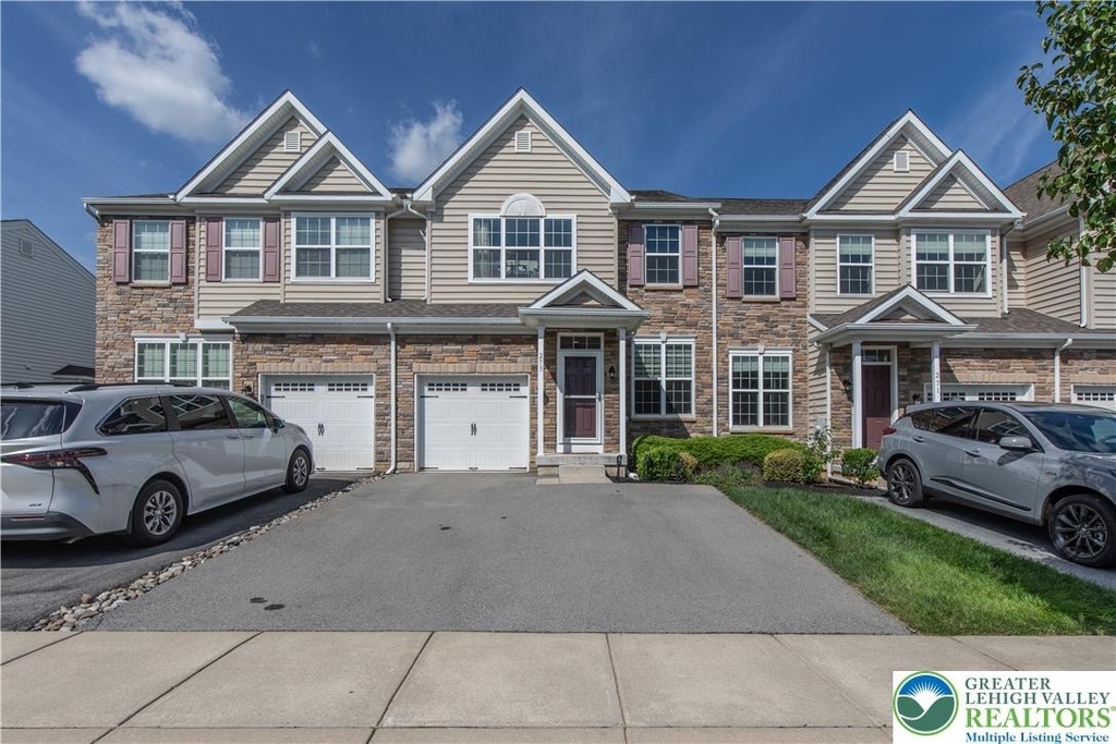 273 Redclover Lane - Photo 0