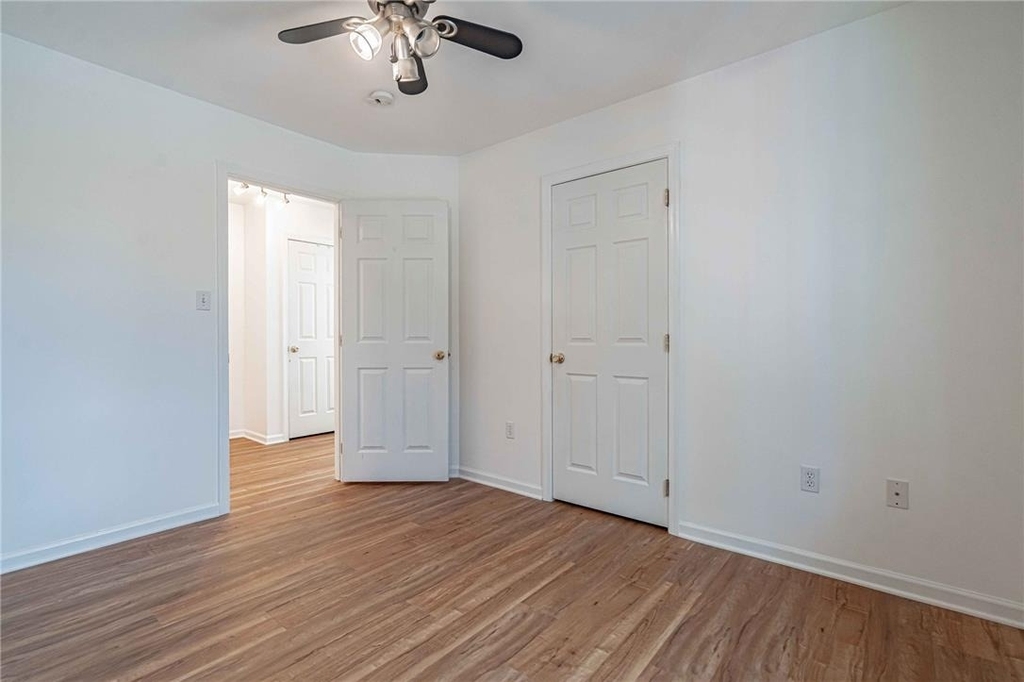 1427 Chelsea Avenue - Photo 27