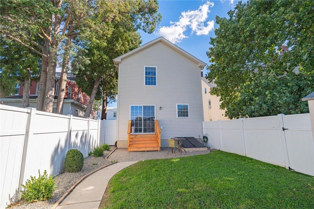 1427 Chelsea Avenue - Photo 36