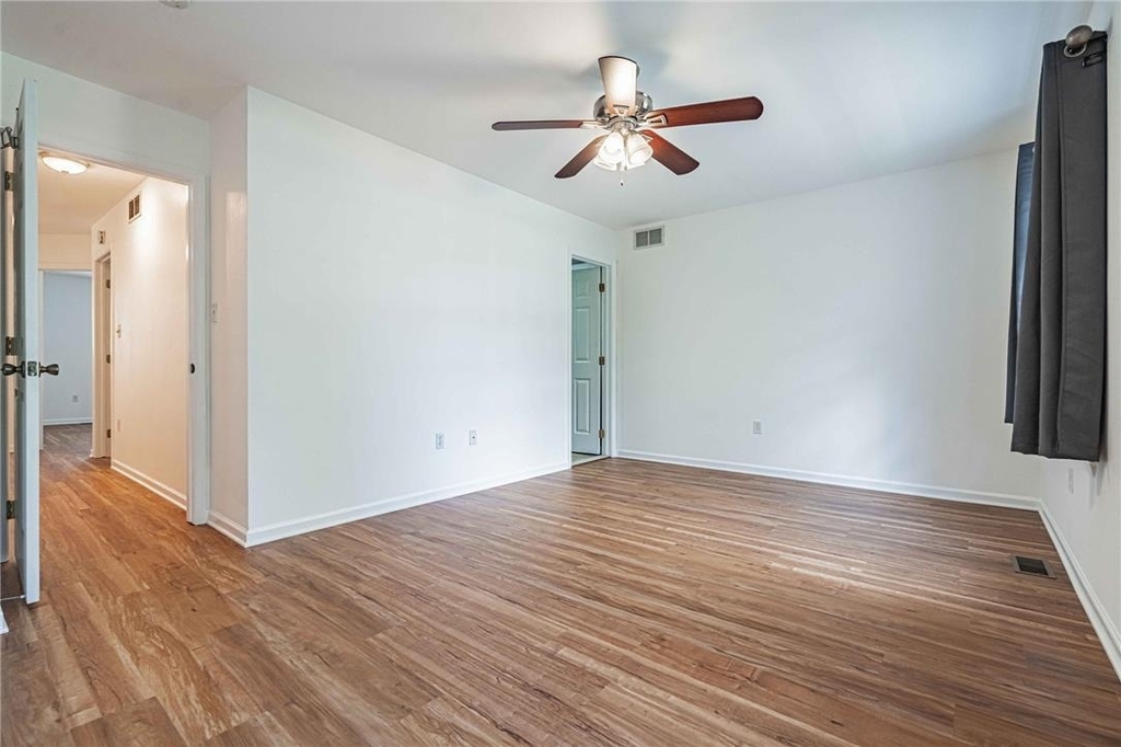 1427 Chelsea Avenue - Photo 16