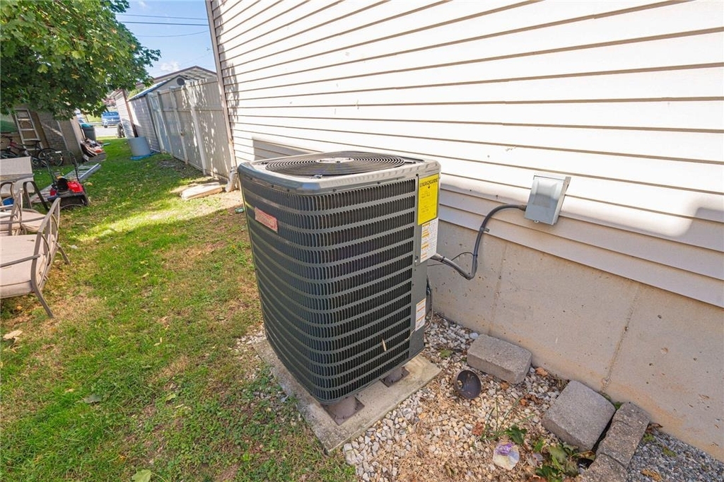 1427 Chelsea Avenue - Photo 34