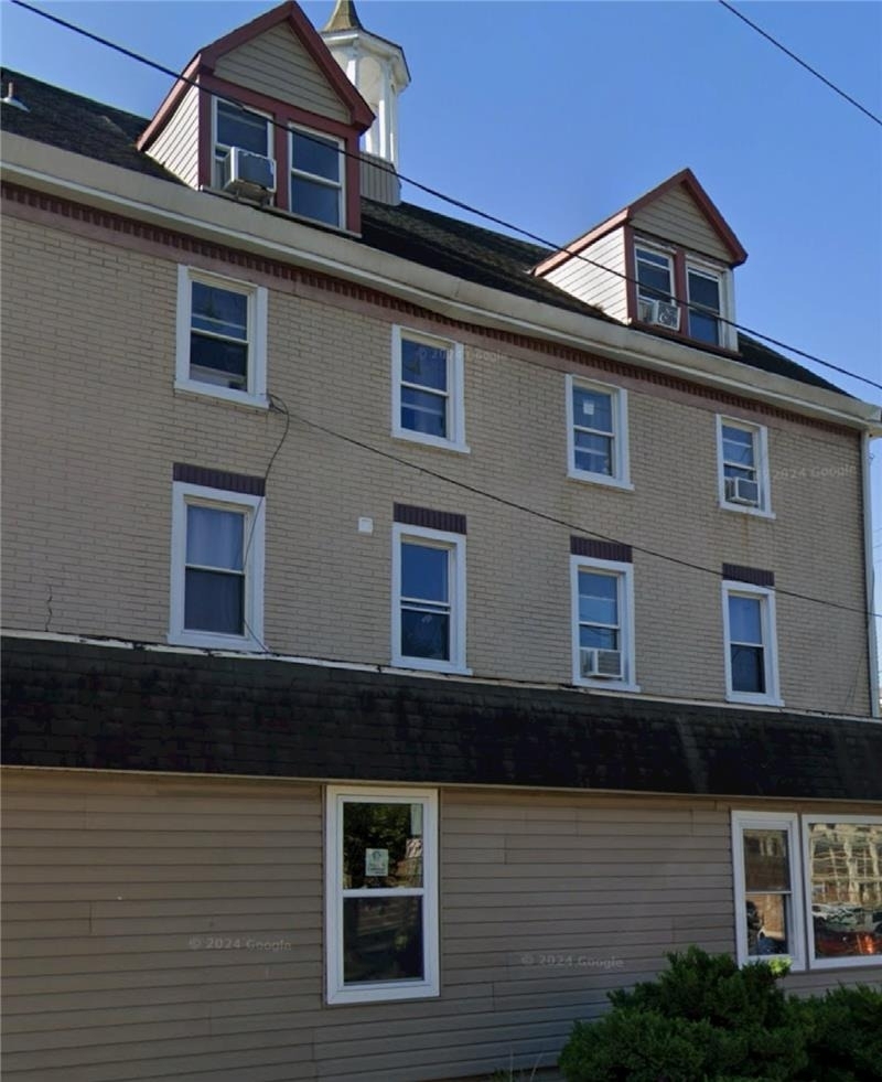 2250 Butler Street - Photo 0