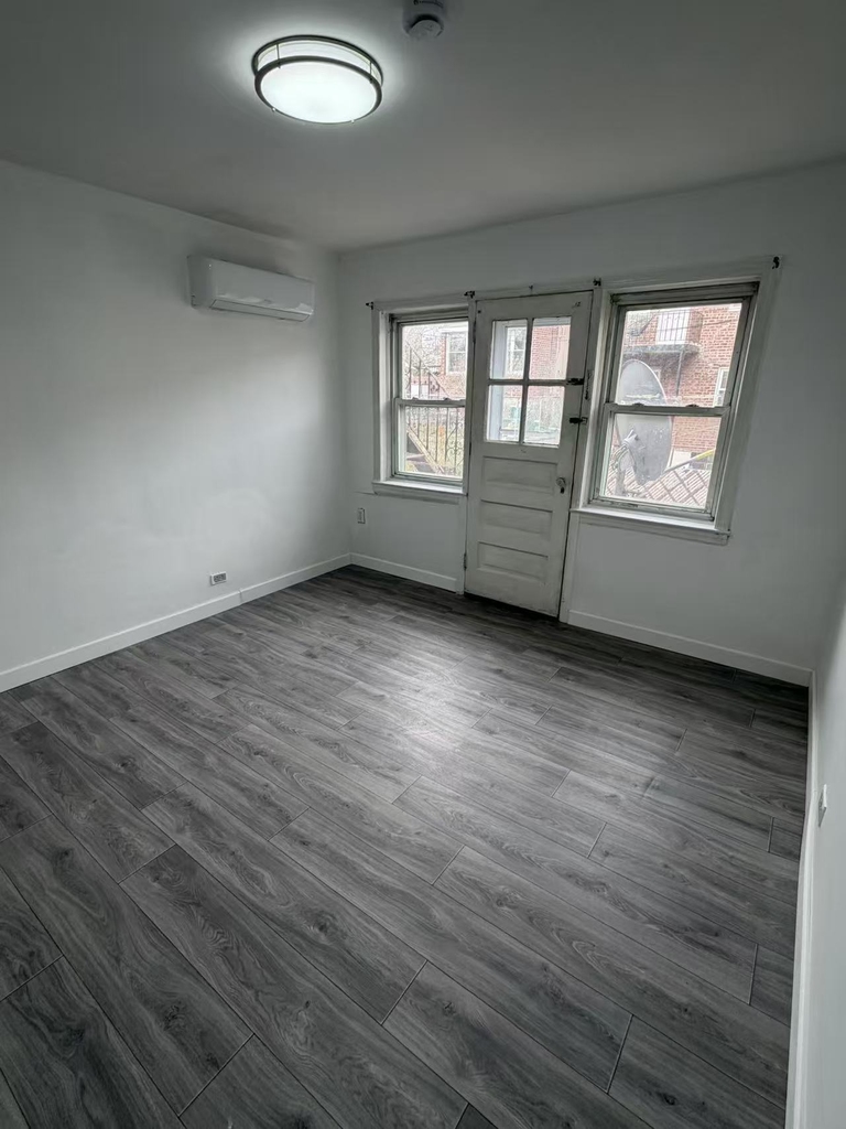 2166 Brown Street - Photo 7