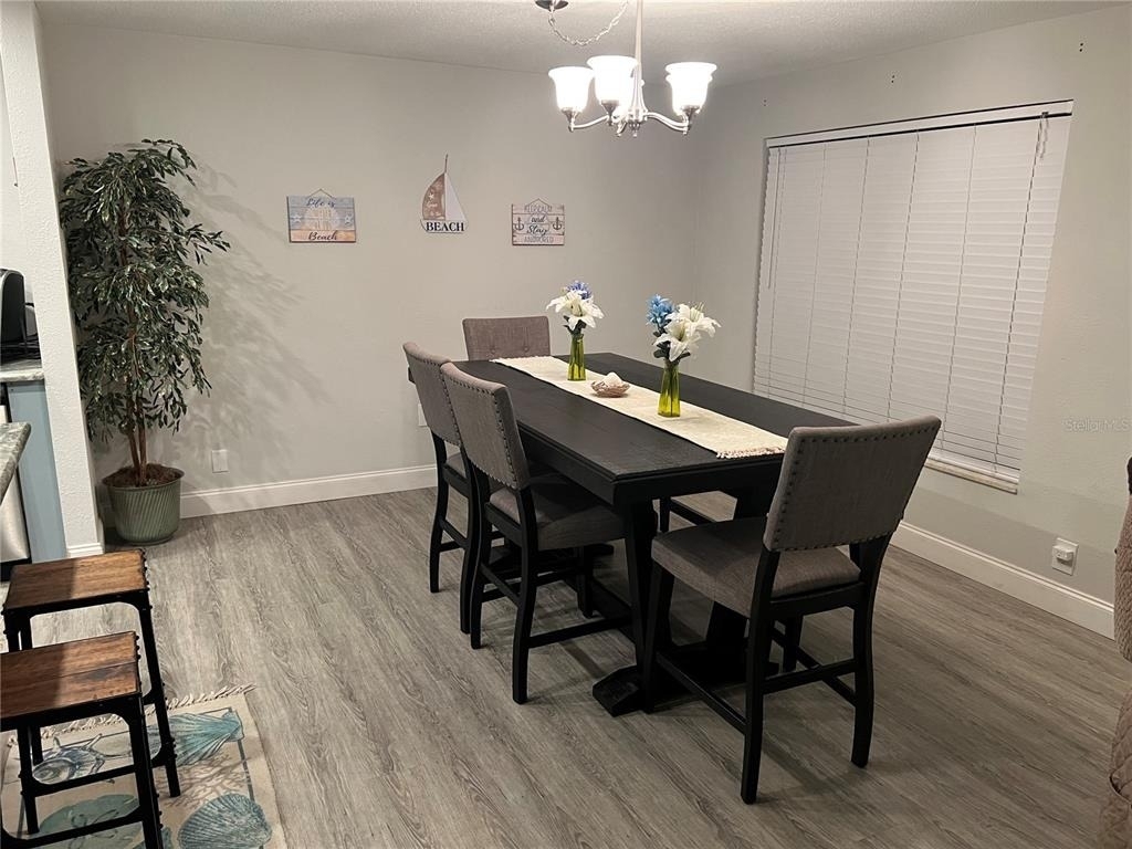 1404 N Saturn Avenue - Photo 3