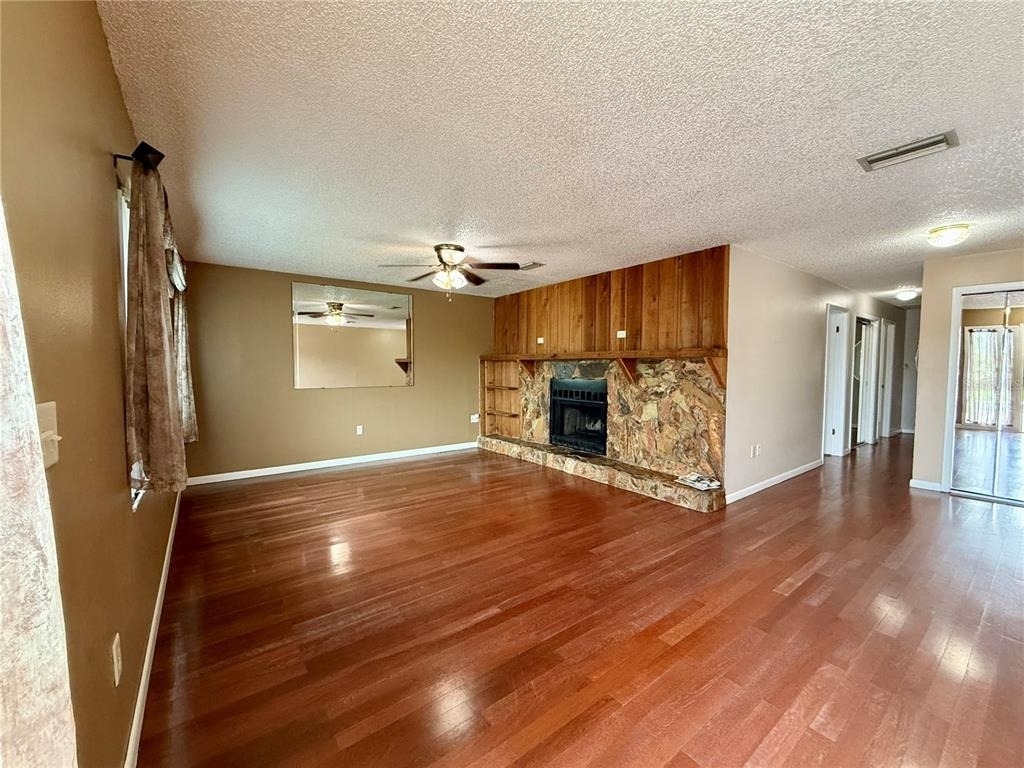 7523 Blossom Avenue - Photo 5