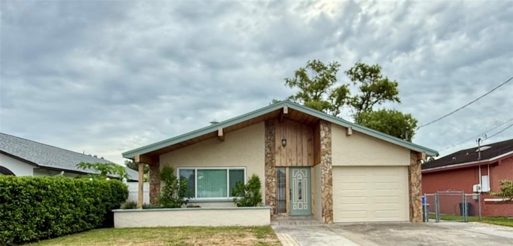 7523 Blossom Avenue - Photo 0