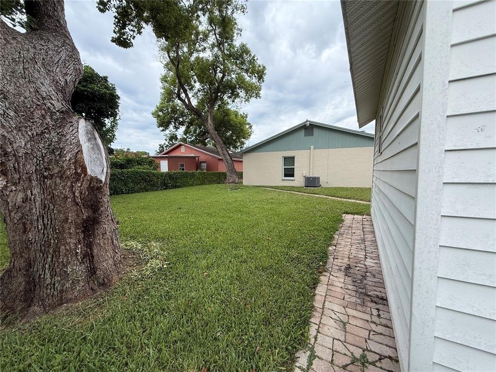 7523 Blossom Avenue - Photo 35