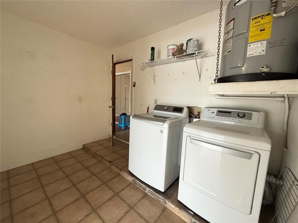 7523 Blossom Avenue - Photo 14