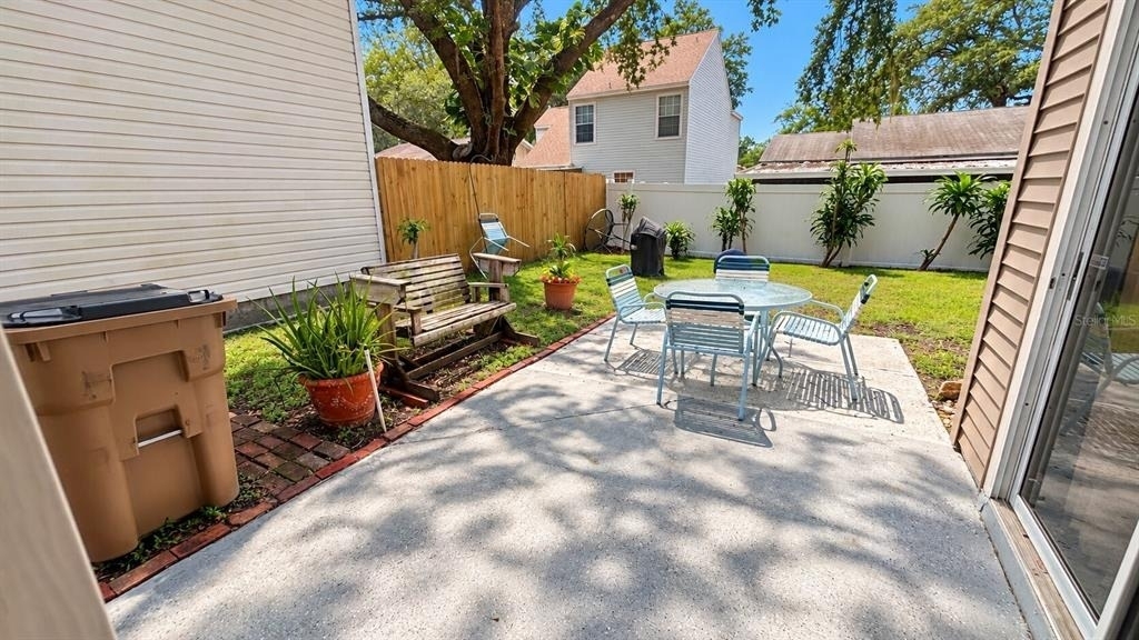 7608 Glades Ct - Photo 15
