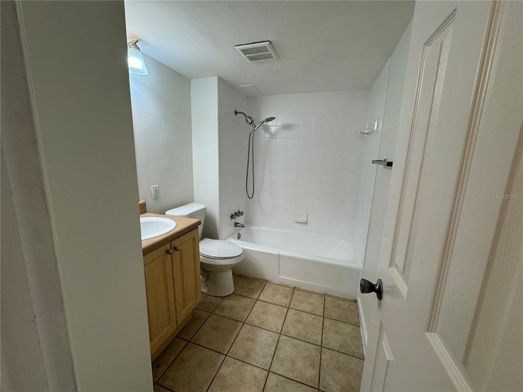 5306 W Kennedy Boulevard - Photo 23