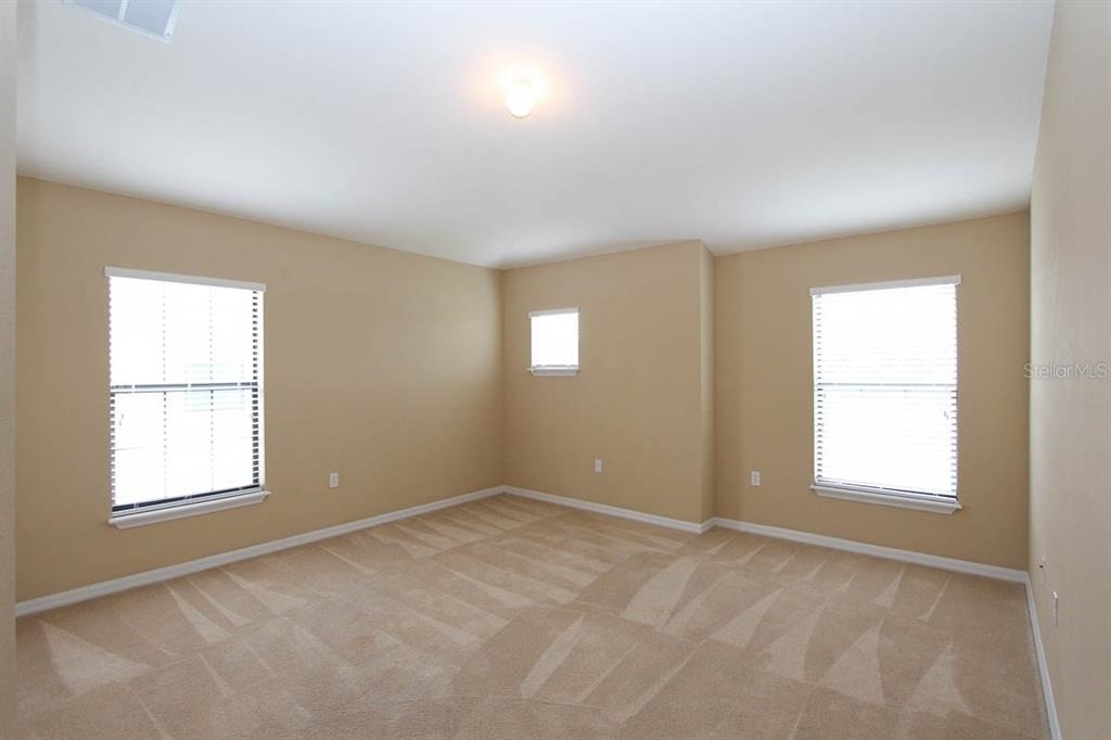 16515 Kingletridge Avenue - Photo 4